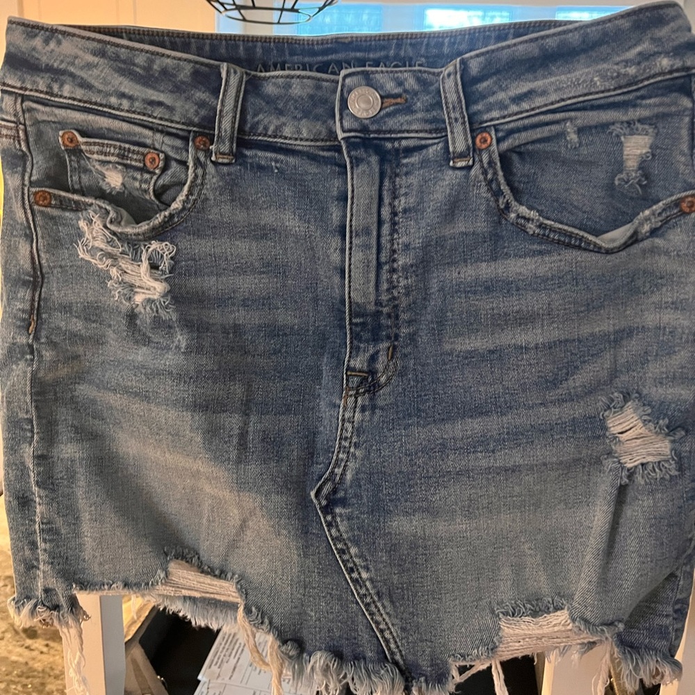 American Eagle Destroyed wash denim jean skirt